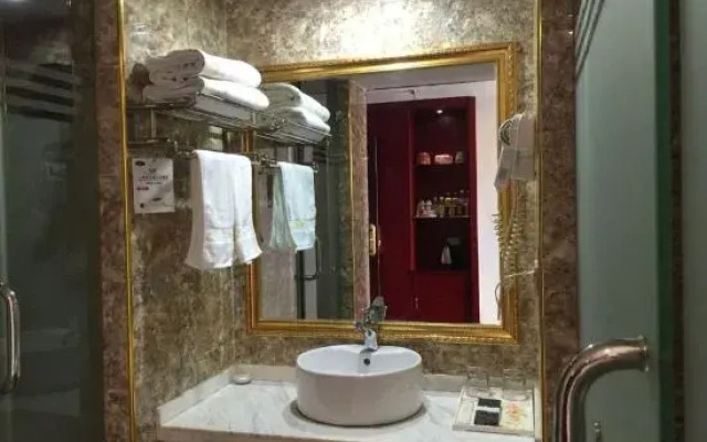 Longshan Tianyi Hotel