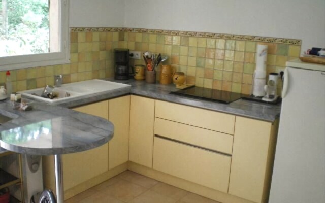 Studio rez-de-jardin Le Pin