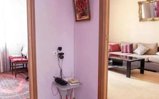 Tumanyan apt&Tours