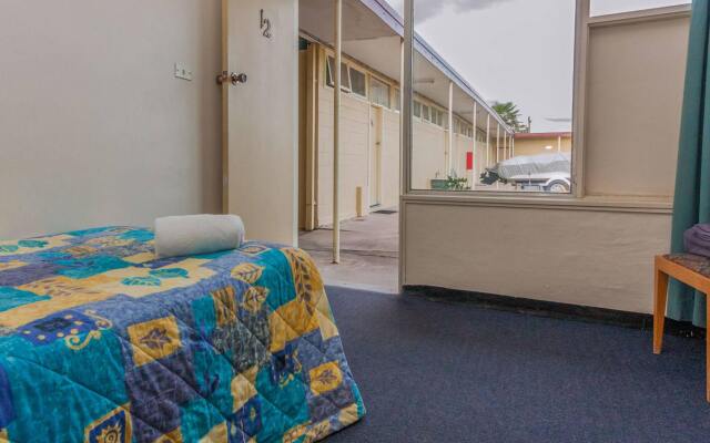 Moruya Waterfront Hotel Motel