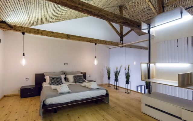 Aigli Seafront Loft-Bespoke Design Gem