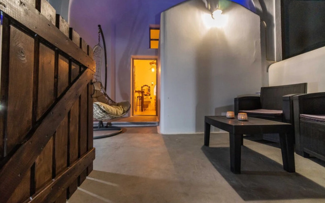 Asera Suites Near Kamari Beach
