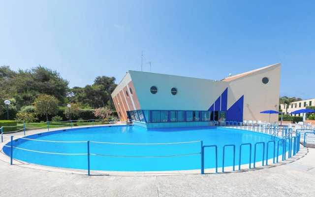 Villa 2 Sunset With Pool on Seashore