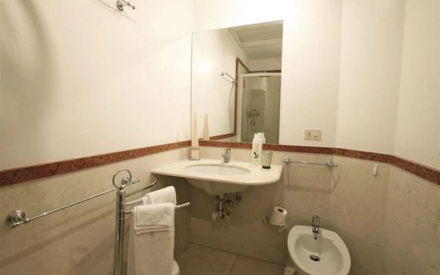 Palazzo Altoviti in Rome