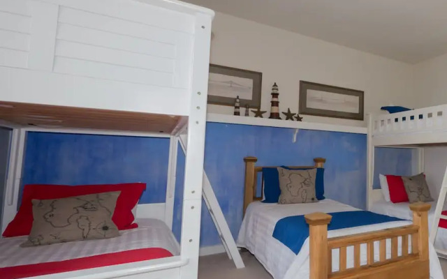 Seaside Vacation Homes