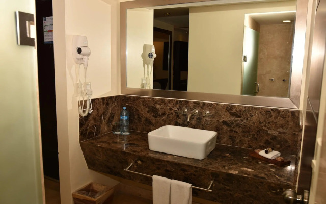 Marinaterra Hotel & Spa
