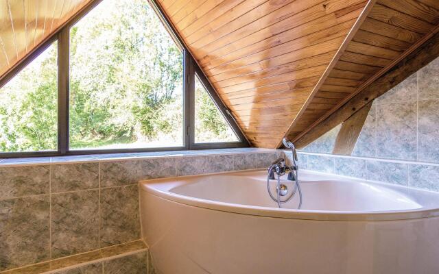 Modern Villa in Serilhac with Private Pool