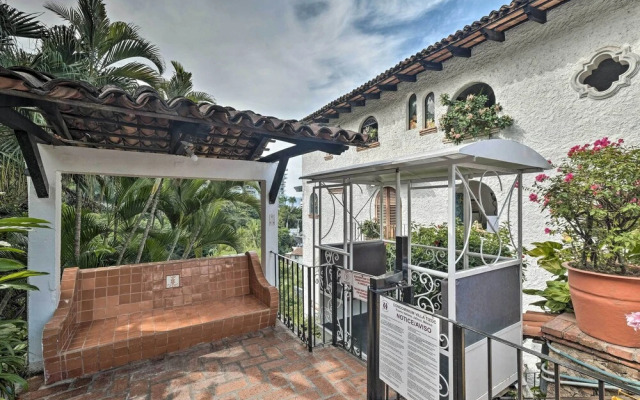 Puerto Vallarta Condo w/ Pool - Walk to La Playa!