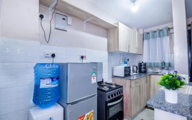 Lux Suites Oak South Gardens Apartments
