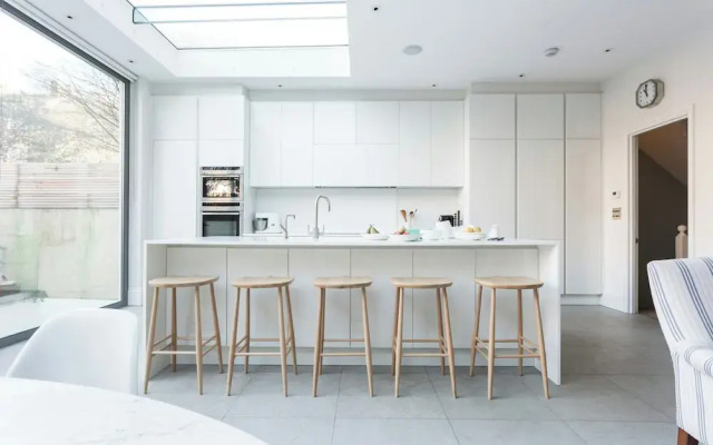 Poplar Grove by Onefinestay