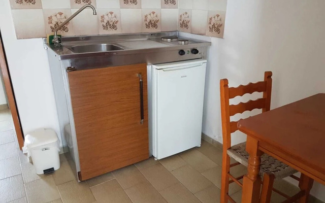 Family run 2 bed Studio Apartment 3