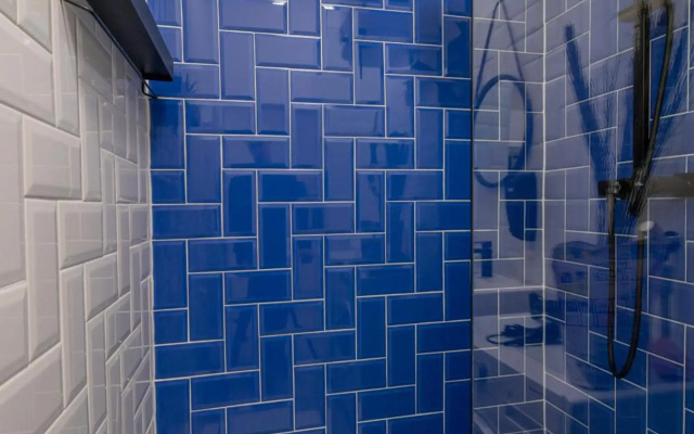 Cozy Flat next to the VIC/UNO