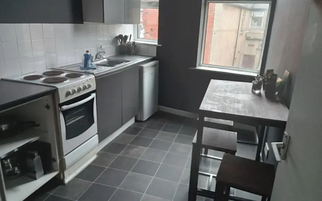 Sunny Seaside Apartment in Blackpool