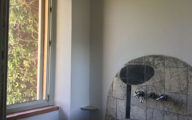 La Fratta Art - House