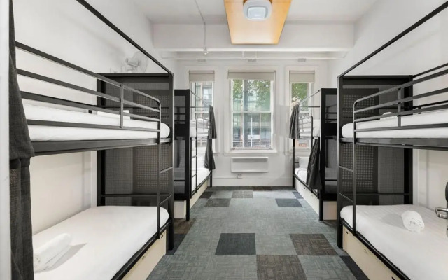 YHA Melbourne Central