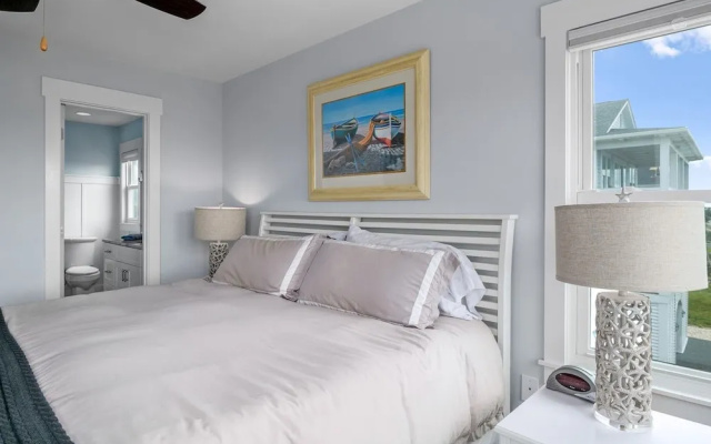 Bozeman Beach 4 Bedroom Home by Redawning