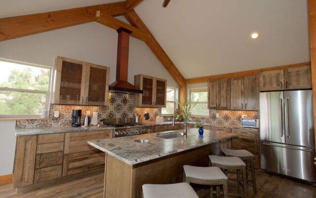 Granite Peaks Lodge - 3 Br Cabin