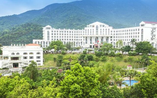 Lianhu Resort