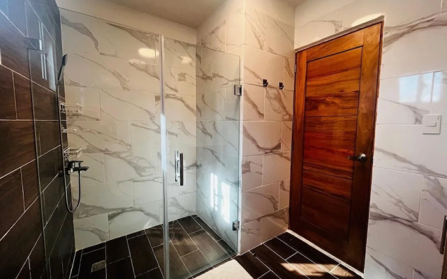 4BR 14 pax Twin Villa-Bbq & private pool