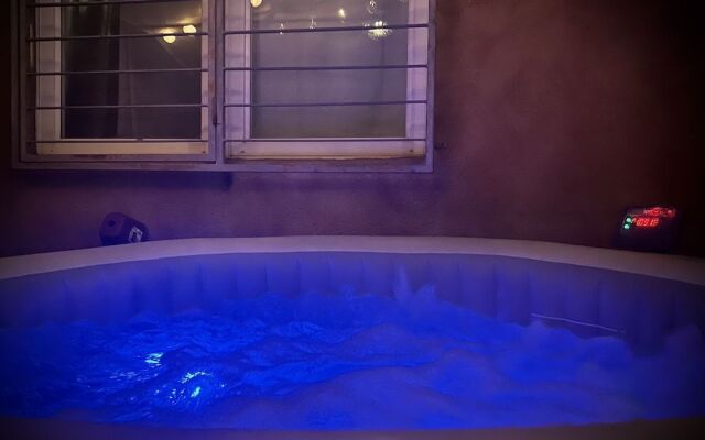 "tokyo Ryokan Home in Hidden Dessert Oasis"