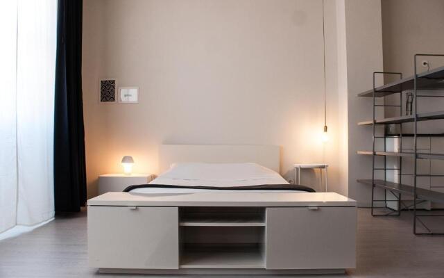 Baixa24 •P3R• Super estúdio no centro histórico