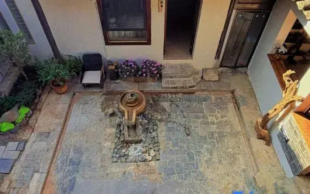 Qingpu · 33 Courtyard (Jianshui Ancient City Chaoyang Tower)