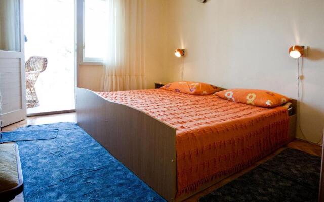 Apartments Sanda - 10 M from the beach