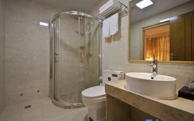 Faili Hot Spring Holiday Hotel