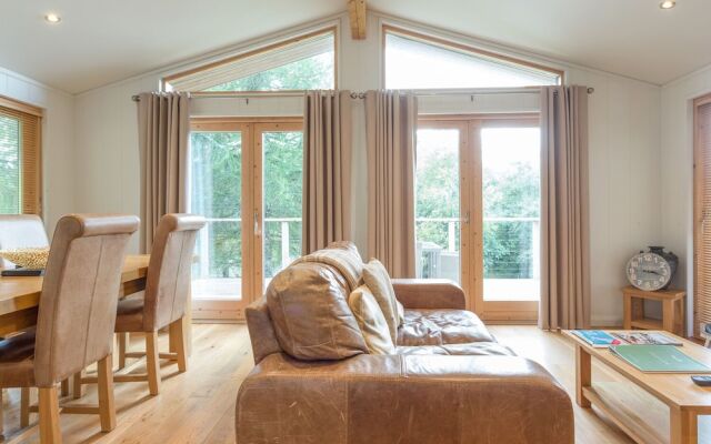 5 Lake View, Looe