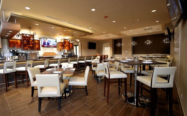 Wyndham Glenview Suites Chicago North