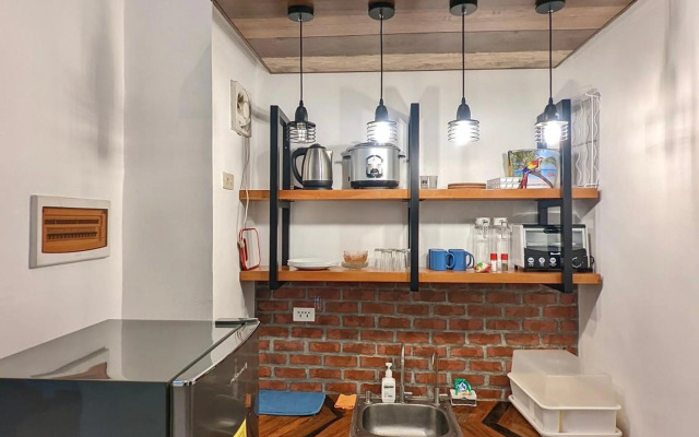 1BR Artist Loft Cambridge Cainta Pasig Fast Wifi