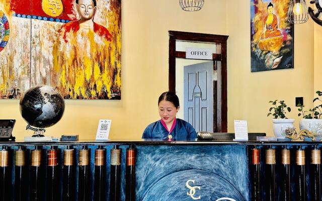 Silver Cloud Hotel