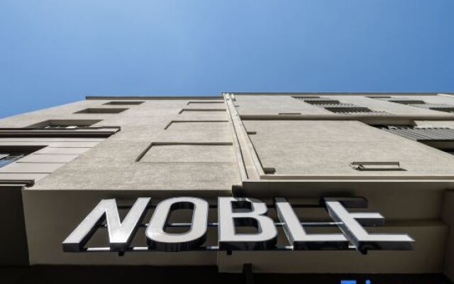 Noble Pangalti Hotel