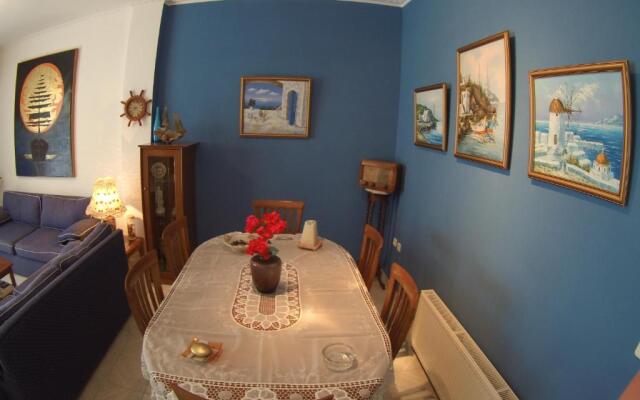 Blue & White Maisonette Over The Sea Near Sounio