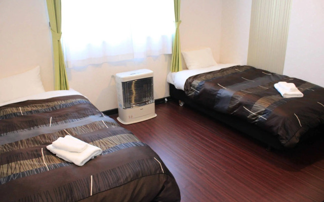 petit-hotel #MELON Furano