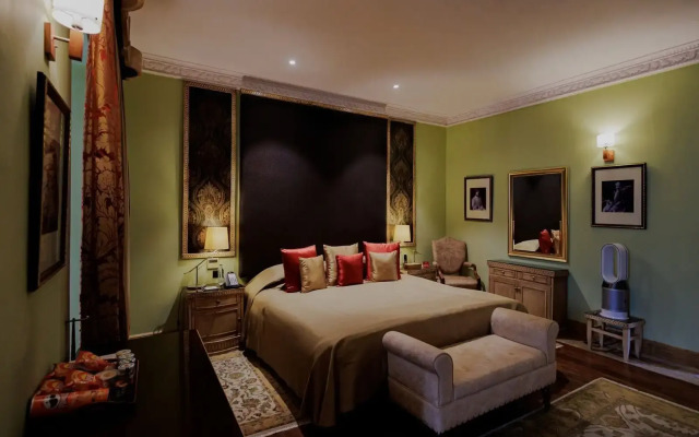 Ajit Bhawan - A Palace Resort