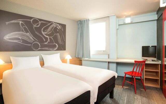 ibis Paris Gennevilliers