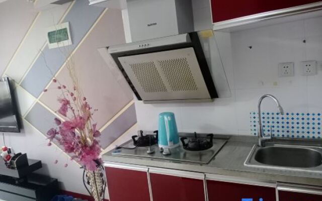Yinfeng Daily Rental Apartment (Daqing Xinmart Branch)