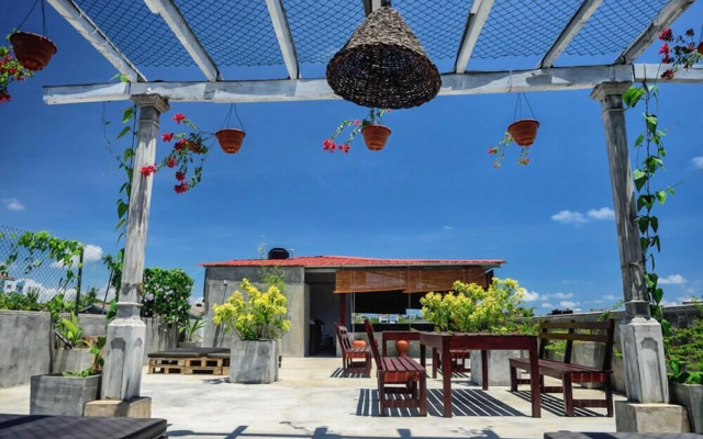 Colombo Beach Hostel
