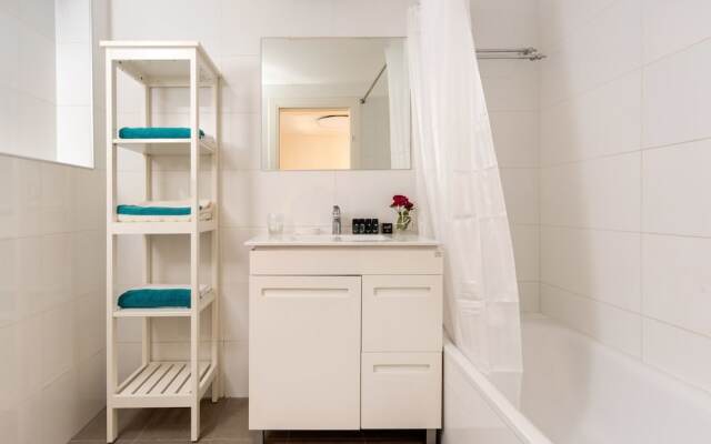 1Bd W/Balcony Near Rothchild By Sea N' Rent