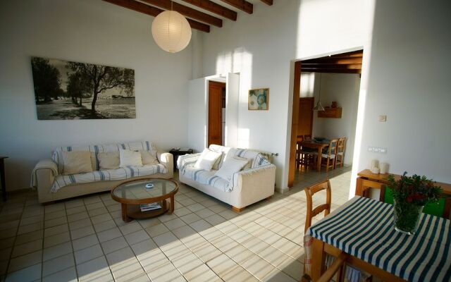 Bou Ros Finca Can Gelat