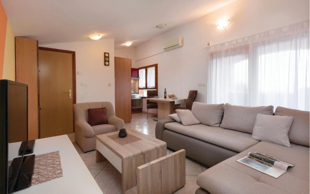 Stunning Home in Vodnjan With Wifi and 3 Bedrooms