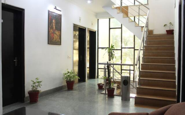 OYO 3585 near Galleria