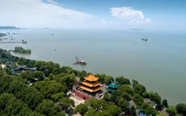 Kyriad Marvelous Hotel Yueyang Lou District East High-speed Railway Station – Outside – Yueyang