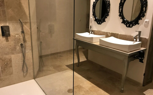O2Suites