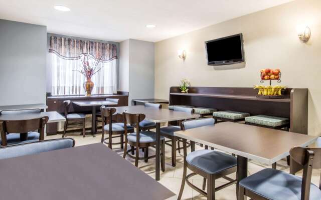 Microtel Inn by Wyndham Georgetown