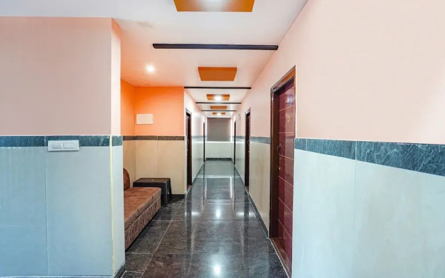 Fabhotel Galaxy Heights