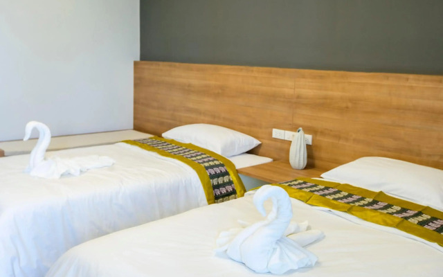 พรนับพันเพลส