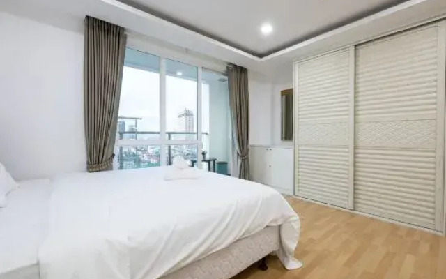 Olympia City Residence Suite by Soben Homes