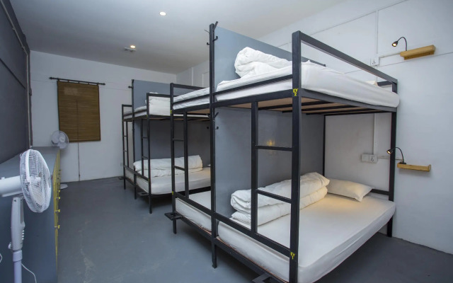 Yakety Yak Hostel